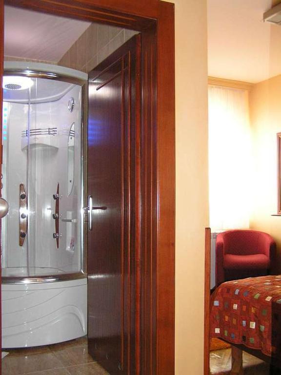 Hotel Royal Kraljevo Cameră foto