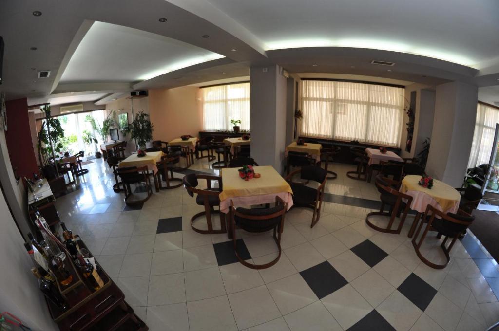 Hotel Royal Kraljevo Exterior foto